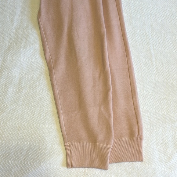 Pink sweater sweats - Picture 3 of 3